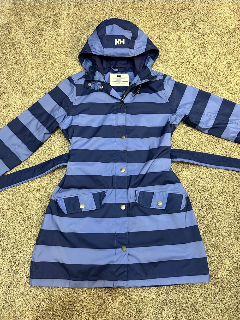 Helly Hanson Women’s Lyness Rain Coat Jacket Navy and Blue Stripes w/ belt Sz M